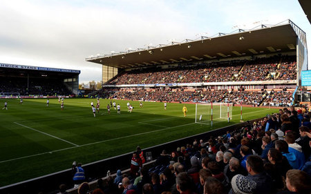 当裁判的一 当裁判的一